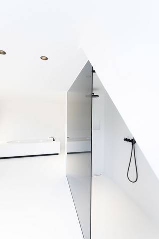 Liquidfloors Mellow pu gietvloer in architectenwoning 