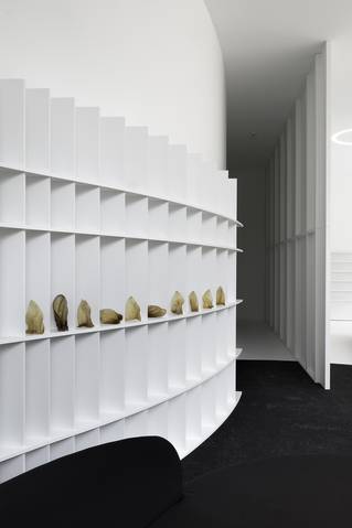 seamless flooring 10