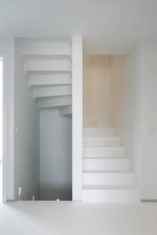 Liquidfloors Mellow pu gietvloer in architectenwoning knokke