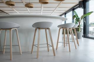 materiálom Socrete v reštaurácii 2