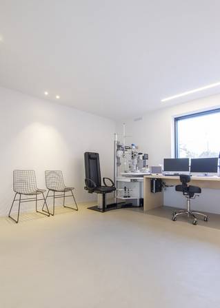 Liquidfloors Socrete gietvloer in oogartsenpraktijk Zulte