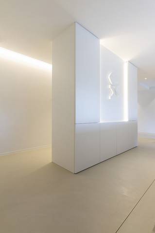 Liquidfloors Socrete gietvloer in oogartsenpraktijk Zulte