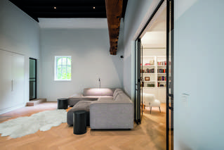 Woonkamer parket zwart staal 1