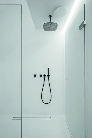 Badkamer wit rust zen gietvloer 3