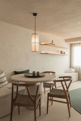 Zithoek in kustappartement met Socrete vloer