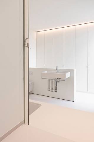 Liquidfloors Mellow pu gietvloer badkamer herenhuis Gent