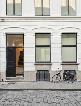 Liquidfloors Mellow pu gietvloer gevel herenhuis Gent