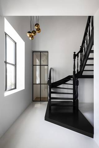 Liquidfloors Mellow pu gietvloer in architectenwoning 