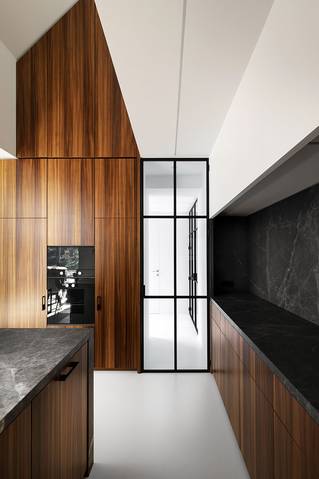 Liquidfloors Mellow pu gietvloer in architectenwoning 