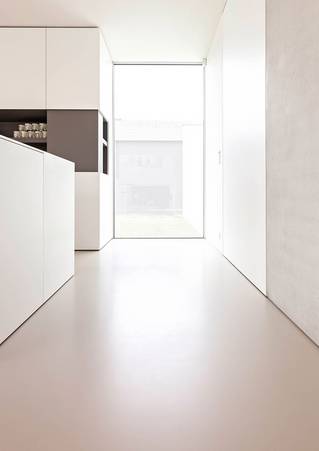 Liquidfloors Mellow pu gietvloer keuken privéwoning Harelbeke