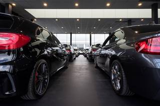 Liquidfloors Endur gietvloer garage showroom Kortrijk