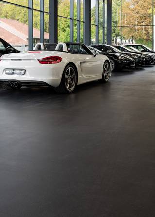 Liquidfloors Endur gietvloer garage showroom Kortrijk