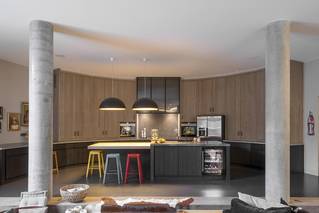 Liquidfloors Mellow pu gietvloer in badkamer loft doornik