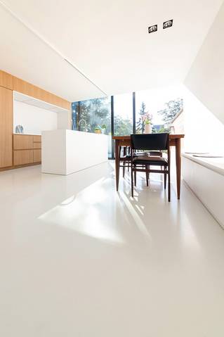 Liquidfloors Mellow pu gietvloer in privéwoning Aalst