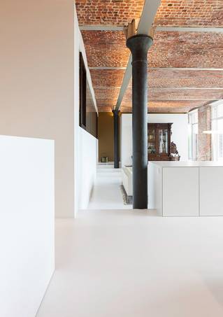 Liquidfloors Mellow pu gietvloer in loft Kortrijk