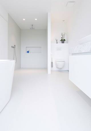 Liquidfloors Mellow pu gietvloer badkamer privéwoning Kluisbergen