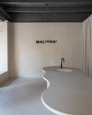 Socrete floor table wall 