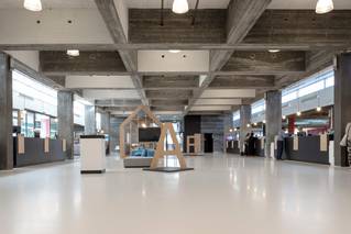 Liquidfloors Mellow pu gietvloer stadhuis Kortrijk