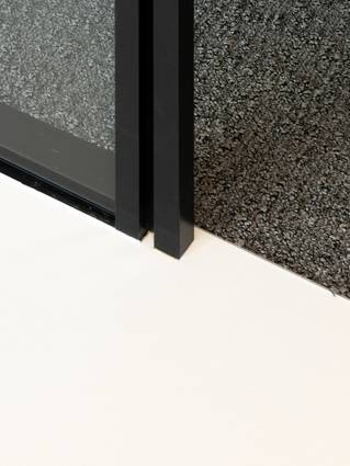 Liquidfloors Mellow pu gietvloer kantoorruimte De Panne