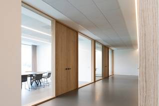 Liquidfloors Mellow pu gietvloer in kantoorgebouw Kortrijk