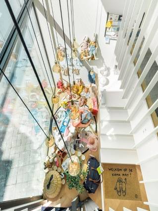 Liquidfloors Mellow pu gietvloer trap in winkelruimte Oostende