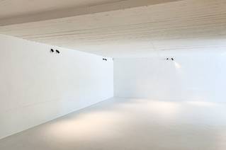 Liquidfloors Socrete minerale harsvloer gietvloer in garage residentieel project knokke