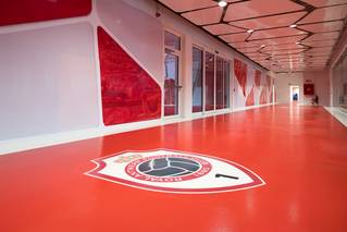Liquidfloors Mellow pu gietvloer Bosuilstadion Antwerpen