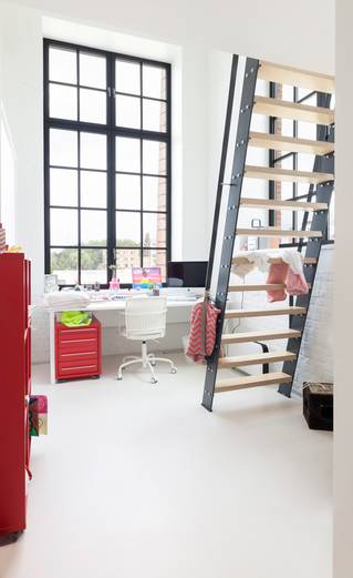 bureau gietvloer wit 