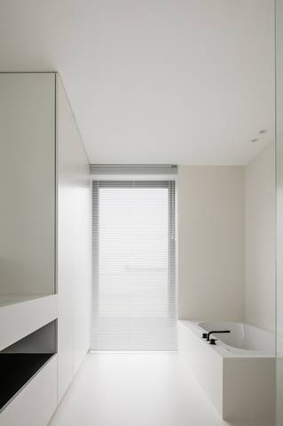 Liquidfloors Mellow pu gietvloer in badkamer appartement Brugge