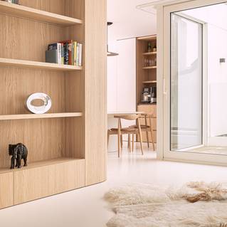 Moderne Penthouse met witte Mellow pu gietvloer