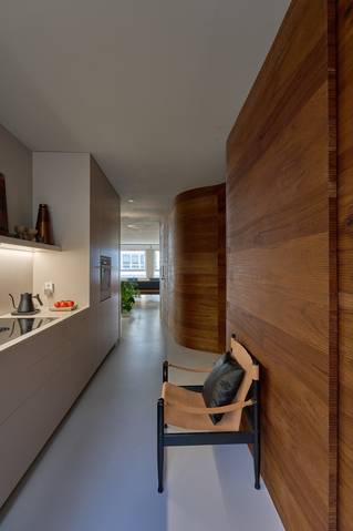 Melllow in Kitchen Apartment T-Michael