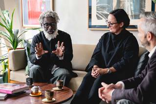 Designer T-Michael discusses design with architect Nina Michelsens and Liquidfloors CEO Miguel Garcia