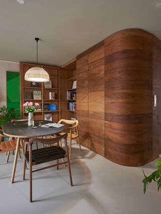 Appartement T-Michael met grijze Mellow gietvloer