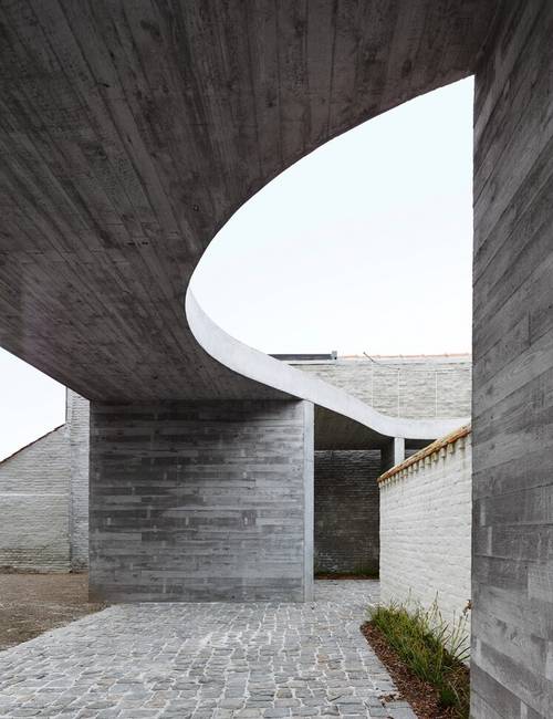 Buiten beton praktijk rust