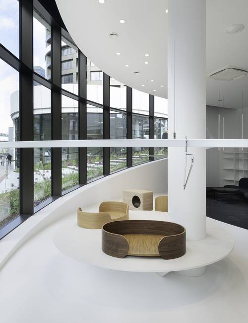 seamless flooring 8