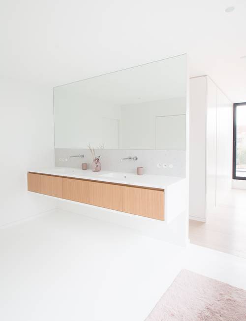 Woning badkamer gietvloer wit Mellow Groot-Bijgaarden