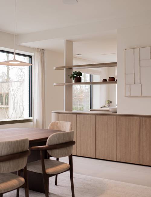 Socrete dining room in Sundae house