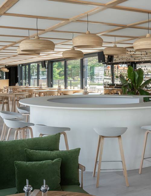 Barový pult so Socrete 4