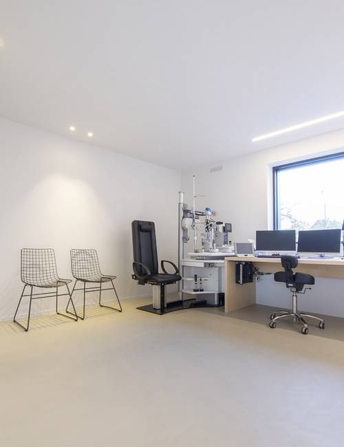 Liquidfloors Socrete gietvloer in oogartsenpraktijk Zulte