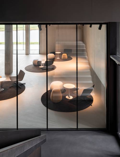 Linum kantoor showroom gietvloer Socrete