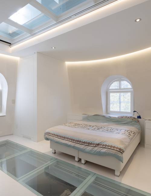 Molen slaapkamer witte gietvloer