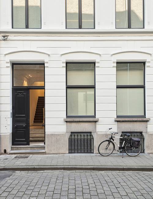 Liquidfloors Mellow pu gietvloer gevel herenhuis Gent