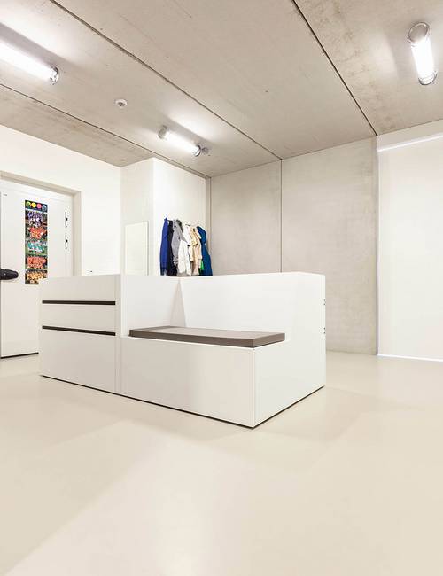 Cast floor kitchen pure mellow mellow liquidfloors Hautekeete living