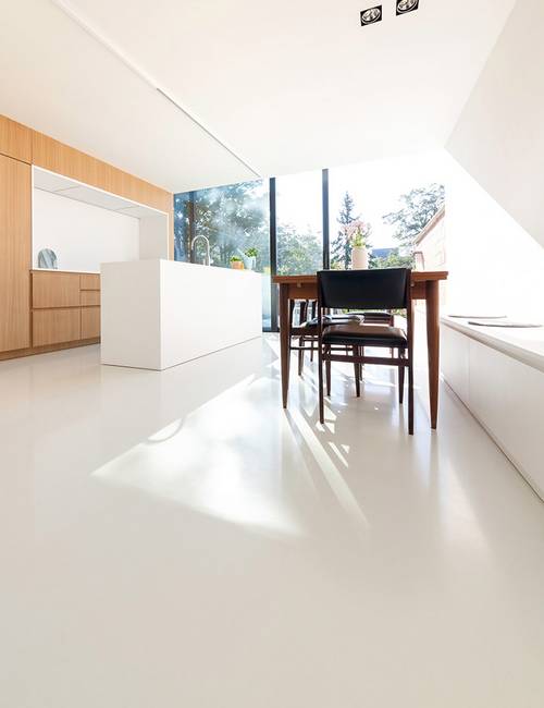 Liquidfloors Mellow pu gietvloer in privéwoning Aalst