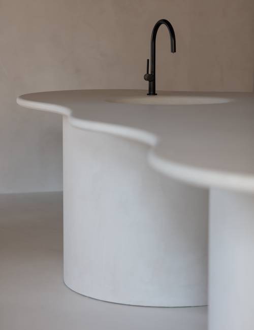 Socrete Boden Tisch 2