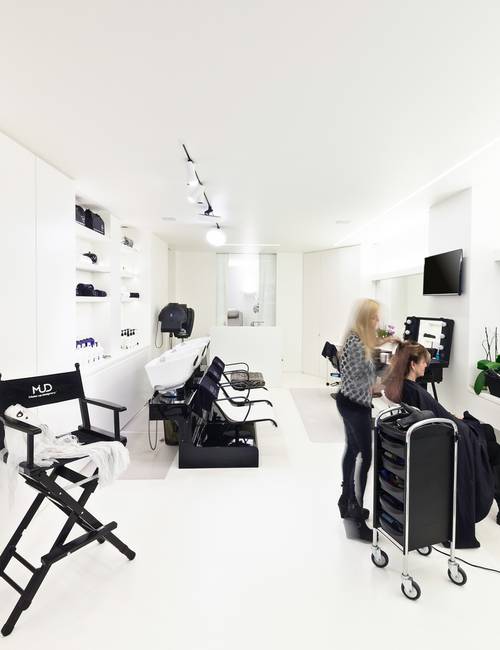 Kapsalon zwart wit vloer 2