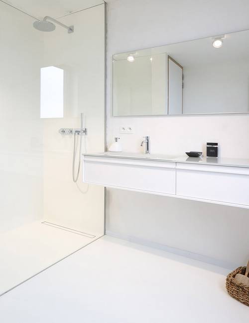 Liquidfloors Mellow pu gietvloer badkamer privéwoning Ternat