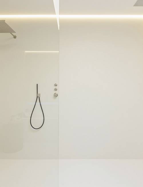 Private Residence Dewinter cast floor wellness