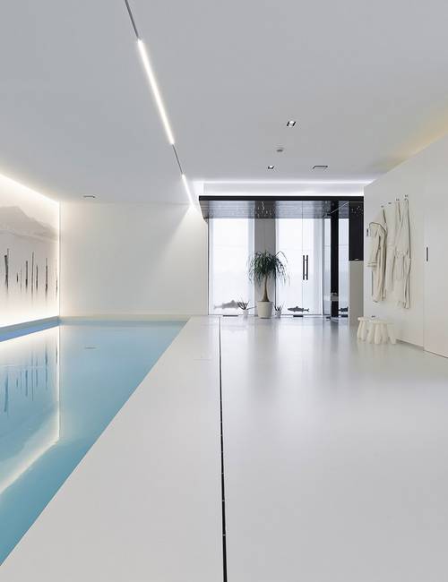 Private Residence Dewinter cast floor wellness