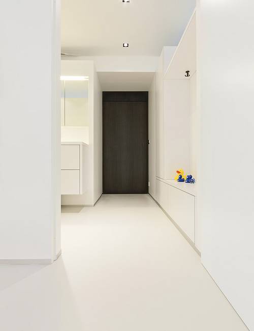 Private Residence Dewinter cast floor wellness